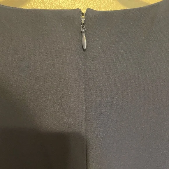 Belle Badgley Mischka Larissa Embroidered Dress Size 6 Navy Floral Hem - Picture 4 of 8